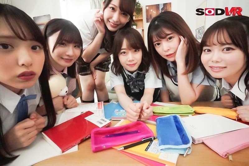 DSVR-1022 【VR】超全身舐めJ○究極ハーレムVR 足指舐め太もも舐め乳首舐め顔面舐め 唾垂らし唾飲みベロキスしまくり！女子○生6人に身体中を同時に舐め回されながら全員と中出しSEX！！