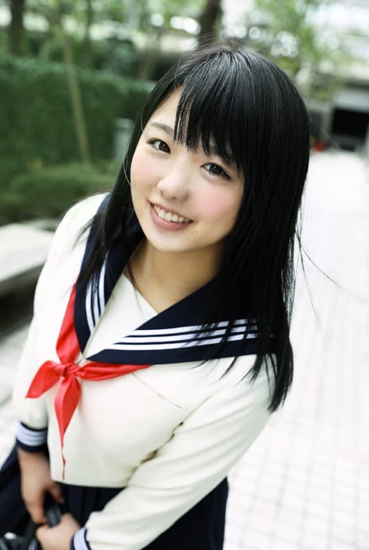 POBF-002 【VR】真面目そうな顔をしているくせに裸になった途端に密着SEXを求めたがるイマドキな女子●生