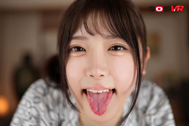 DSVR-1438 【VR】出張先の旅館で朝起きたら後輩女子社員が浴衣をはだけながら甘えてくる…あれだけ仲が悪かったクソ生意気な後輩が急にベタ惚れしてきた！！ 皆瀬あかり