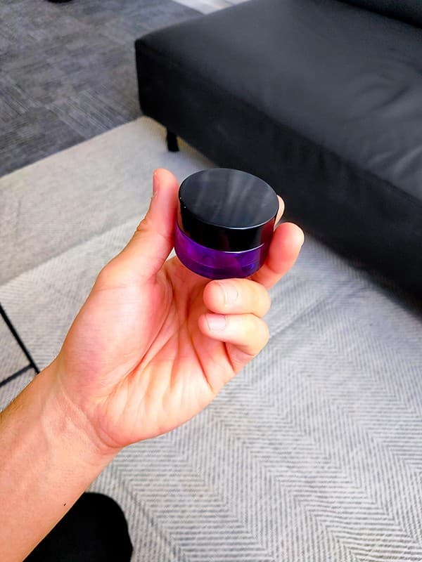 KIWVR-220 【VR】本番禁止の【Hカップ美爆乳】デリヘル嬢に本番強要したら失敗！焦った俺は媚薬でトロトロにさせ潮吹きやイカせまくった【パイズリ挟射】【顔射×2】キメパコVR 瀬名ひかり